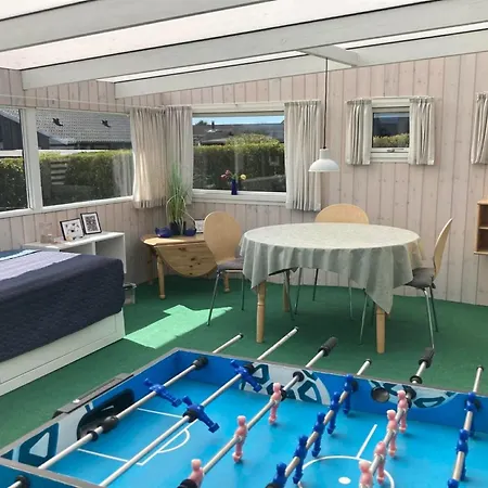 Holiday home Raymond - 175m From The Sea By Interhome *