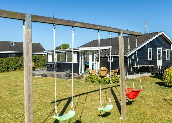 Raymond - 175m From The Sea By Interhome Hejls